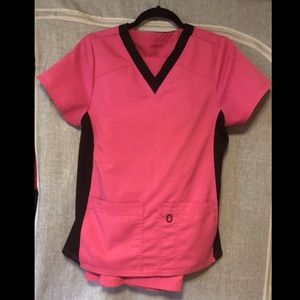 Medical scrubs set
